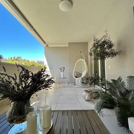 Luxury Rinos - Free Garage Parking Apartament