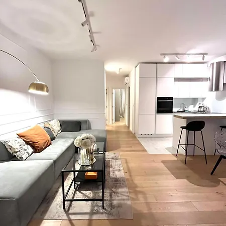 Apartament Luxury Rinos - Free Garage Parking Split