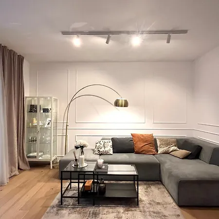 Luxury Rinos - Free Garage Parking Apartament