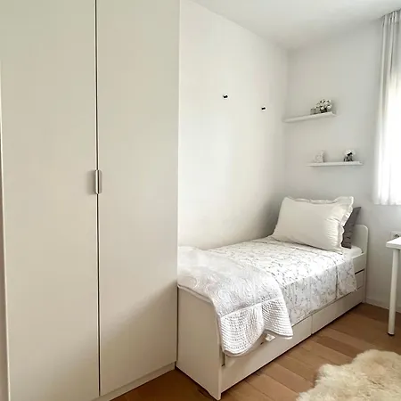 Luxury Rinos - Free Garage Parking Apartament