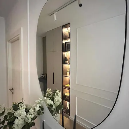 Luxury Rinos - Free Garage Parking *