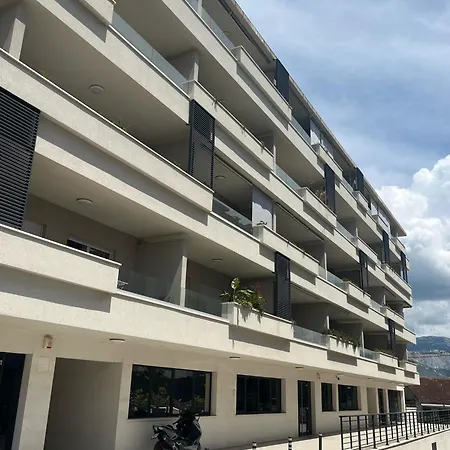 Luxury Rinos - Free Garage Parking Апартаменты Сплит