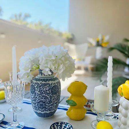 Luxury Rinos - Free Garage Parking Сплит